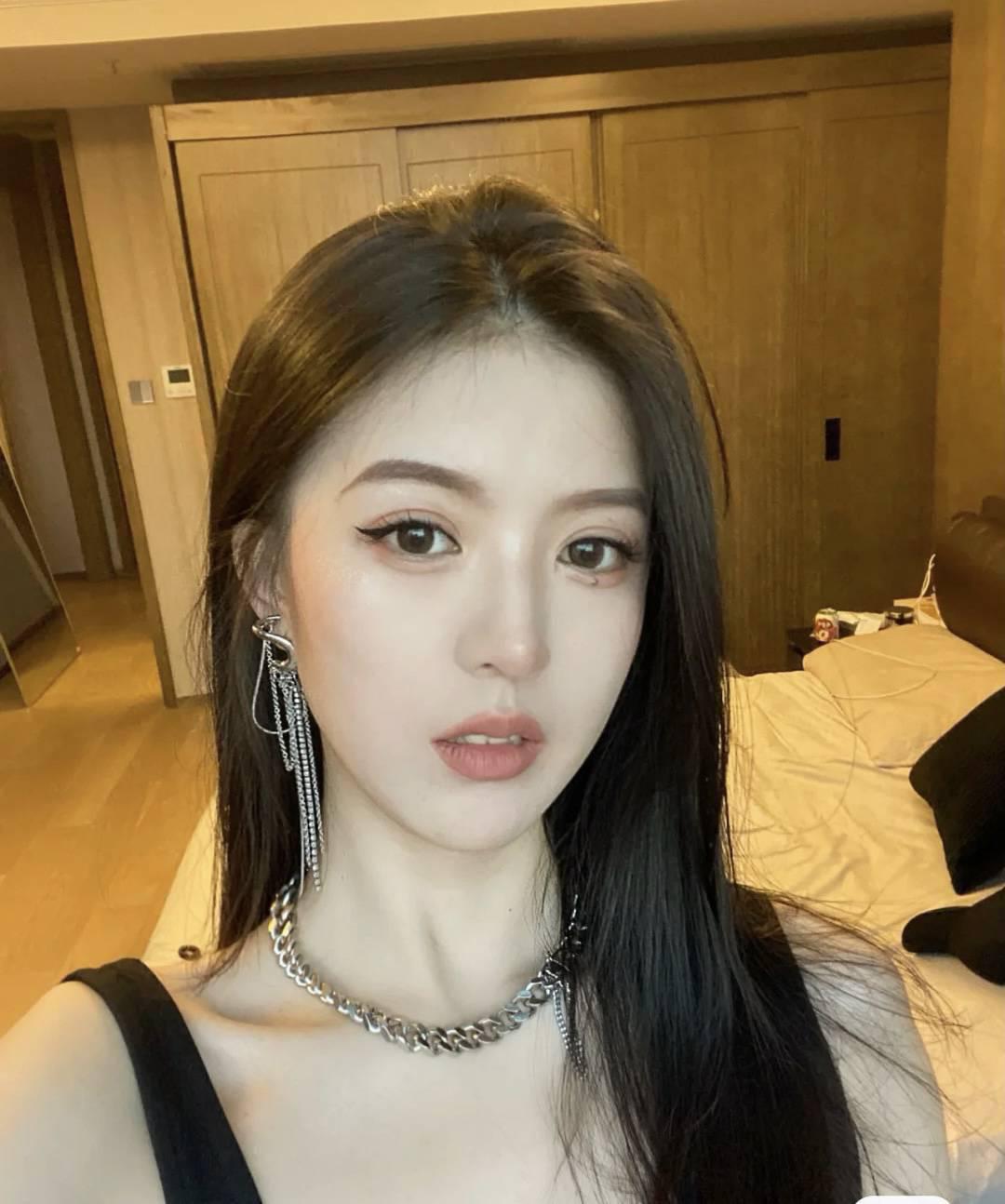 上海粉粉美鲍欣欣