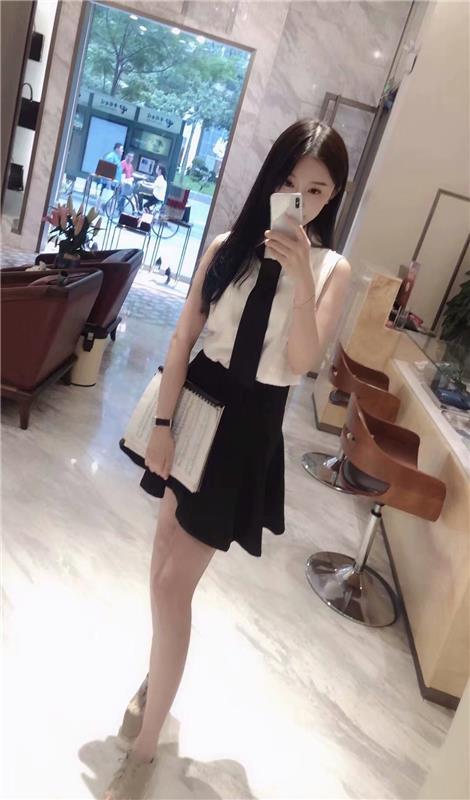 秋日爽干风Sao大长腿 嫩妹 小涵