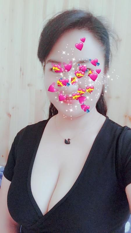 昨晚才去爆乳熟女姐姐大保健QT